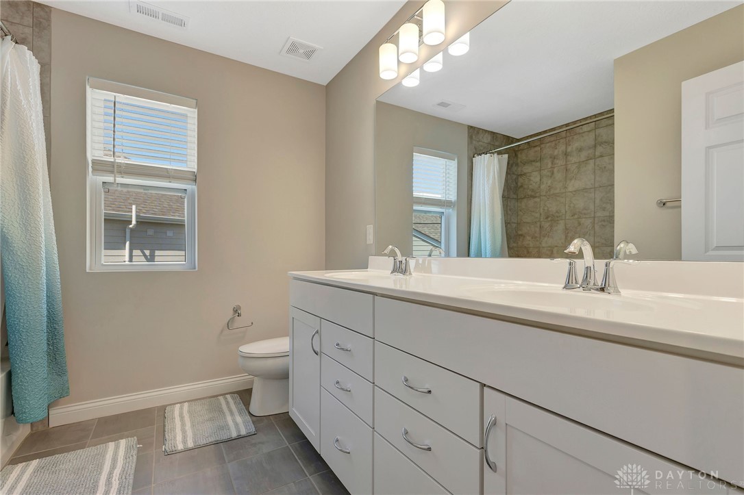 1490 Dell Glen Road, Dayton, Ohio image 37