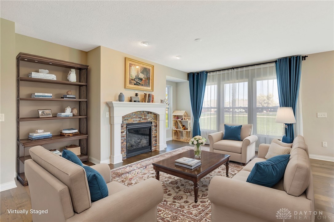 1490 Dell Glen Road, Dayton, Ohio image 3