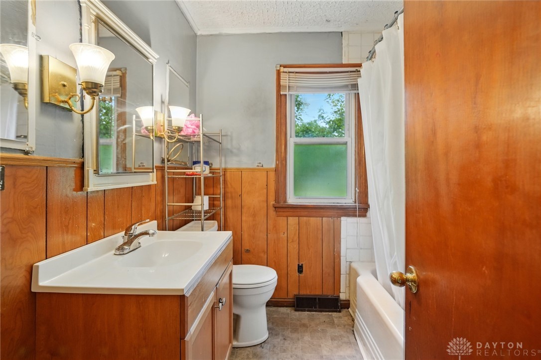 3020 Seneca Street, Middletown, Ohio image 19