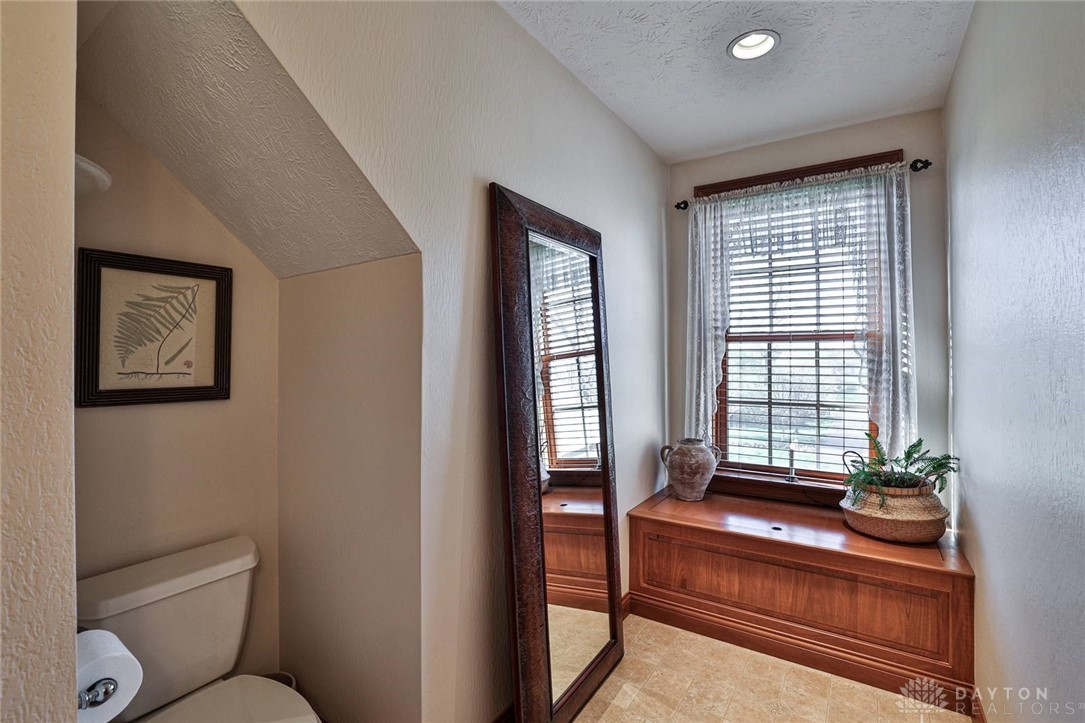 1105 E Shoop Road, Tipp City, Ohio image 35