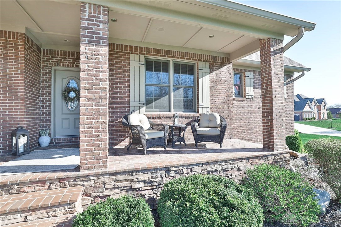 1105 E Shoop Road, Tipp City, Ohio image 6