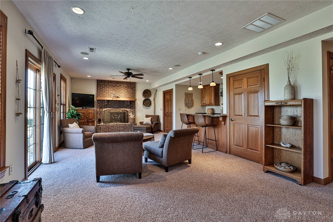 1105 E Shoop Road, Tipp City, Ohio image 43