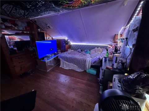 Tiny photo for 552 W Funderburg Road, Fairborn, OH 45324 (MLS # 947033)