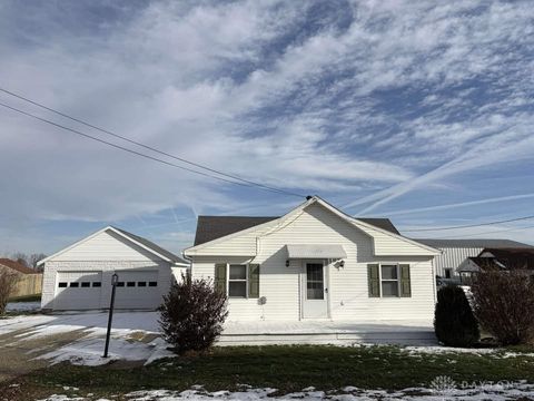 Photo of 405 East Street, Arcanum, OH 45304 (MLS # 949490)