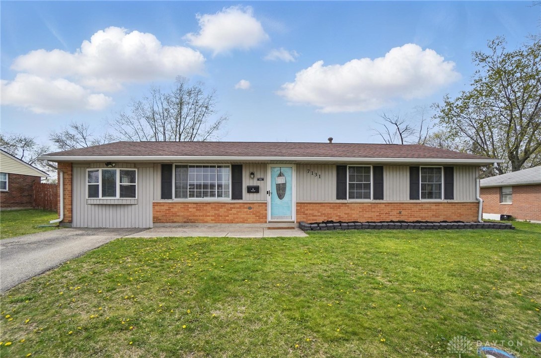 7131 Castlecrest Drive, Dayton, Ohio image 1