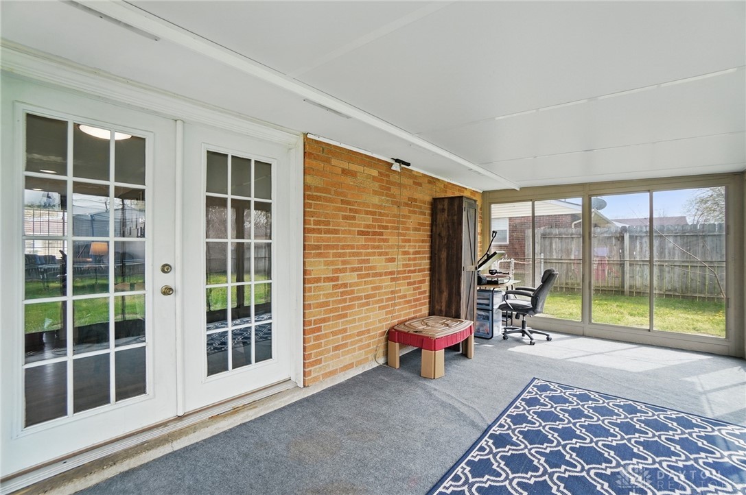 7131 Castlecrest Drive, Dayton, Ohio image 25