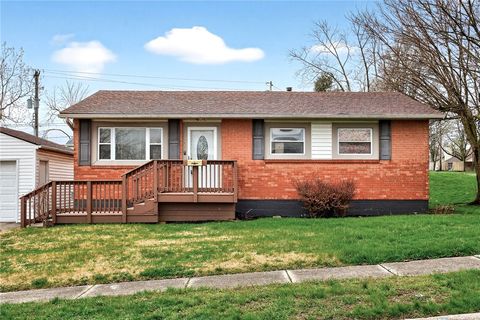 Homes For Sale - 300 Randy Drive<br/> West Carrollton, OH 45449