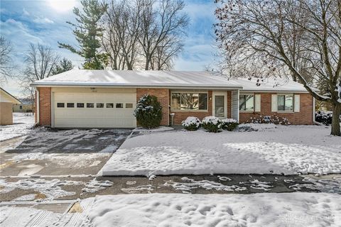 Photo of 1202 Marsha Drive, Miamisburg, OH 45342 (MLS # 948988)