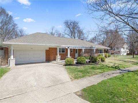 Photo of 21 Collingwood Avenue, Oakwood, OH 45419 (MLS # 955292)