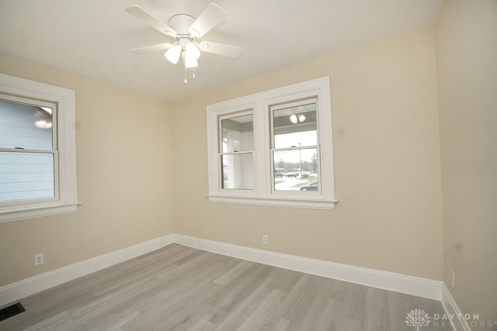 1384 W Galbraith Road, Cincinnati, Ohio image 18