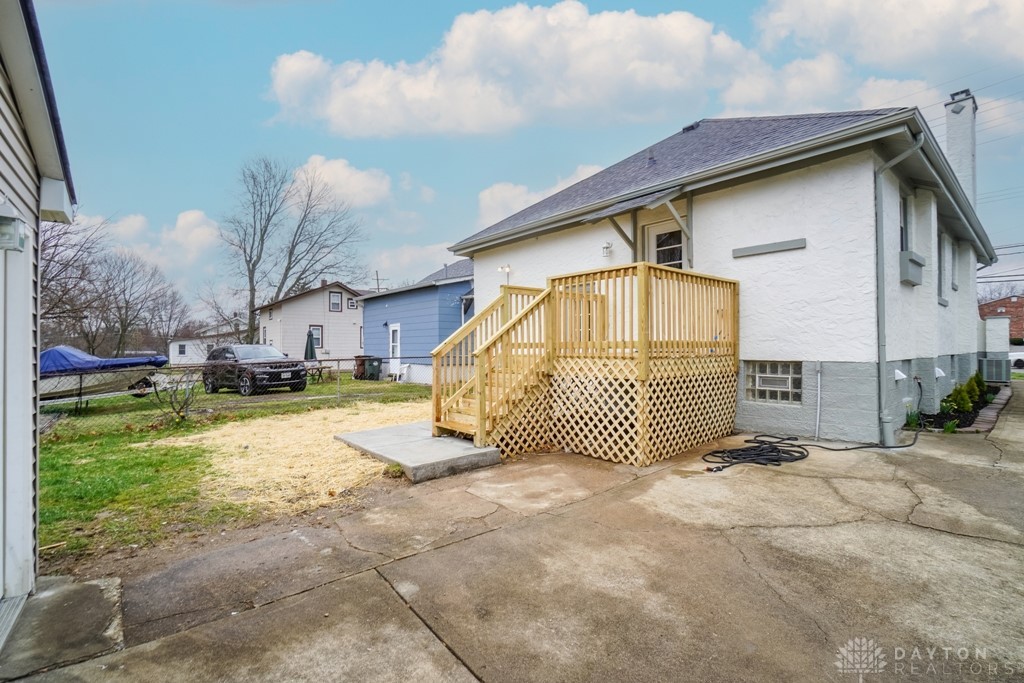 1384 W Galbraith Road, Cincinnati, Ohio image 47