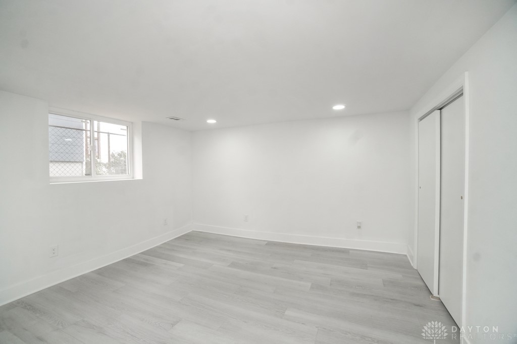 1384 W Galbraith Road, Cincinnati, Ohio image 33