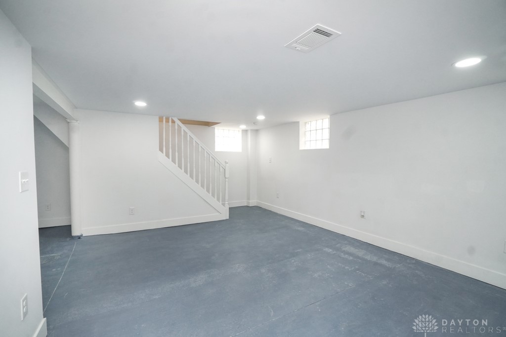 1384 W Galbraith Road, Cincinnati, Ohio image 26