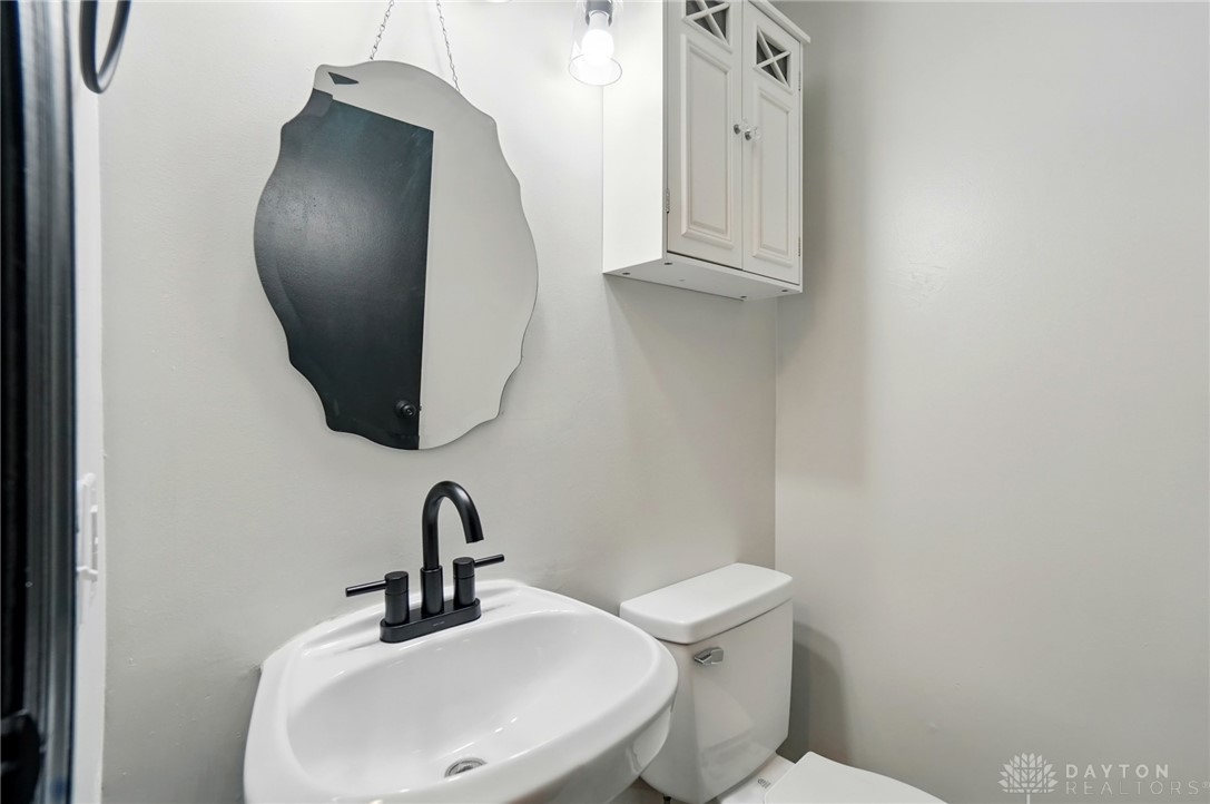 5605 Sandpiper Lane, Dayton, Ohio image 9