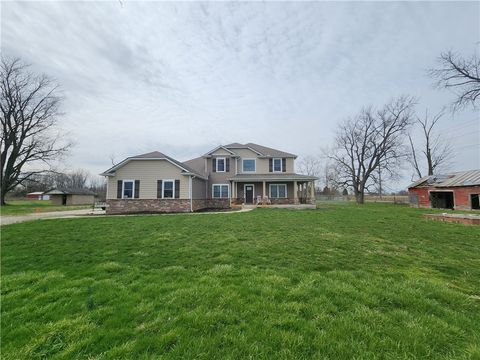 Photo of 7441 Dodson Road, Brookville, OH 45309 (MLS # 952124)
