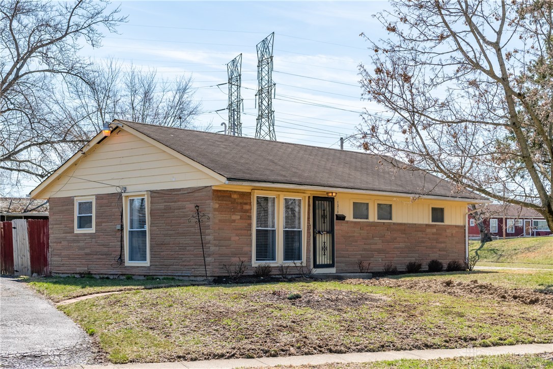 1310 Honeybee Drive, Dayton, Ohio image 4