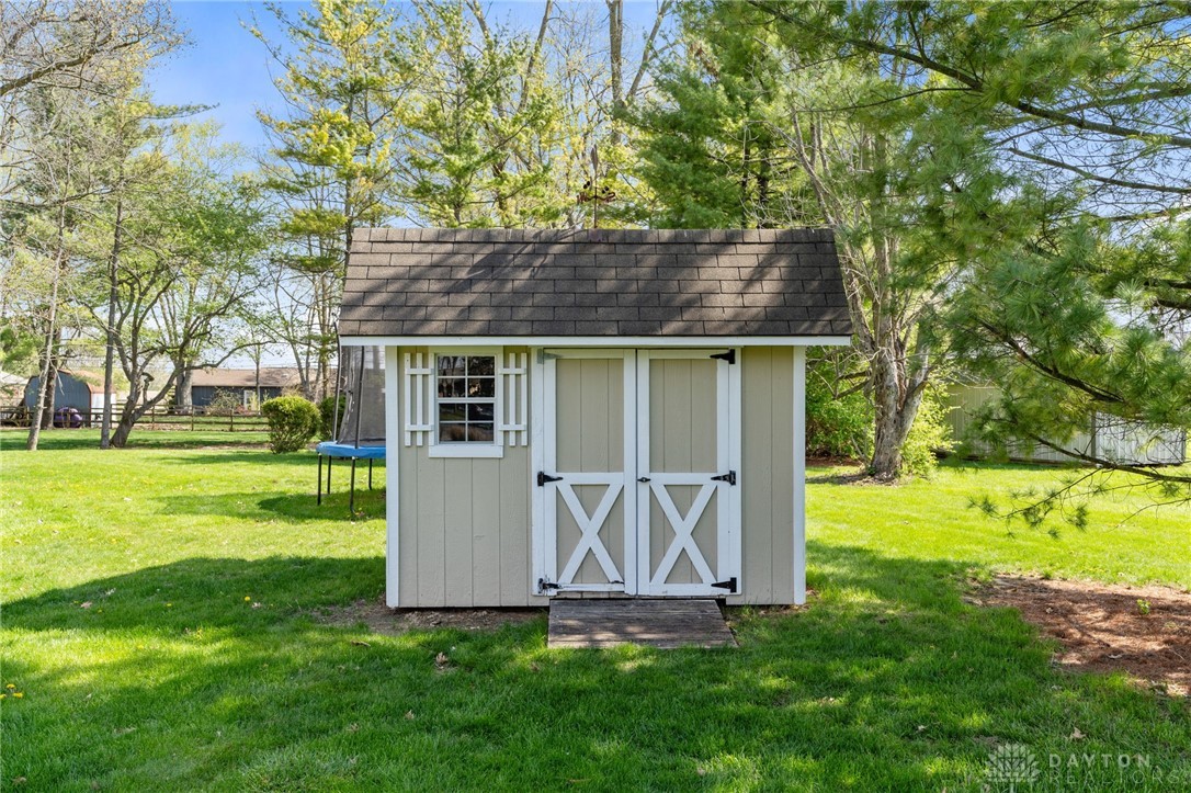 811 Hickory Hollow Road, Troy, Ohio image 45