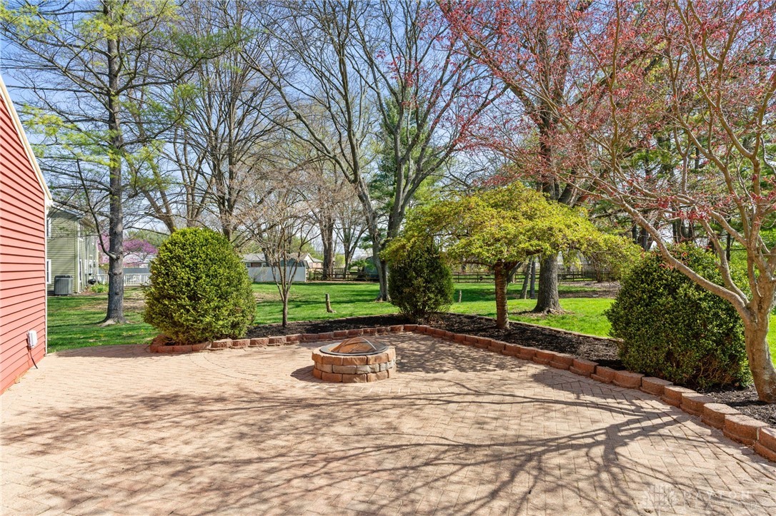 811 Hickory Hollow Road, Troy, Ohio image 40