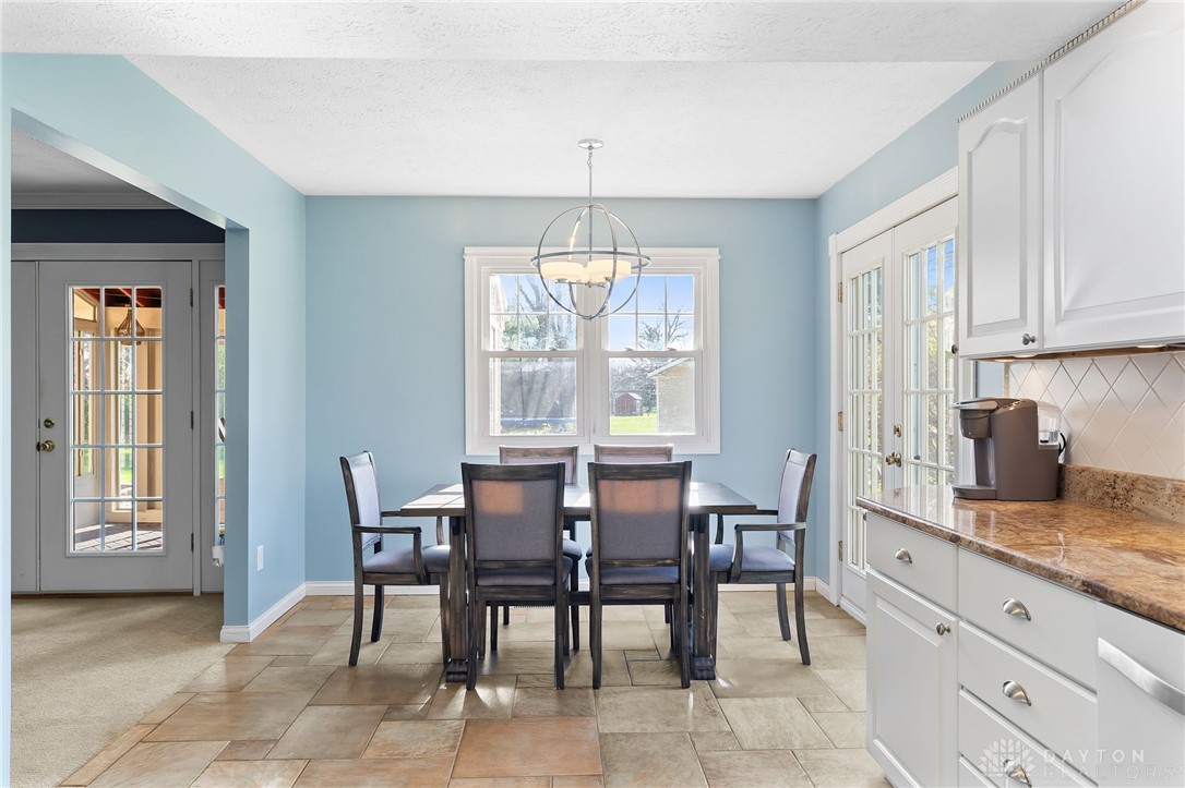 811 Hickory Hollow Road, Troy, Ohio image 14