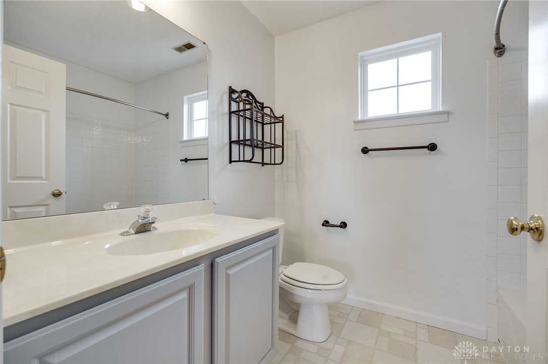 Beavercreek, Ohio 45434, United States, 3 Bedrooms Bedrooms, ,3 BathroomsBathrooms,Residential,Active,113309