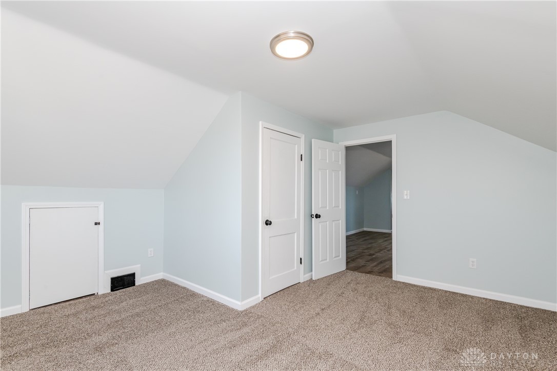 9364 Peters Pike, Vandalia, Ohio image 30