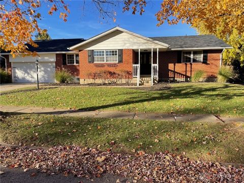 Photo of 1033 Carlo Drive, Dayton, OH 45429 (MLS # 947455)