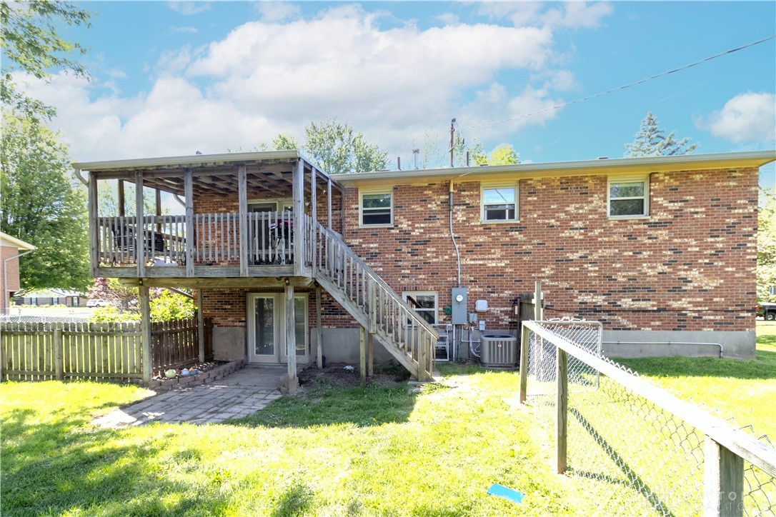 2706 Coldsprings Drive, Beavercreek, Ohio image 27