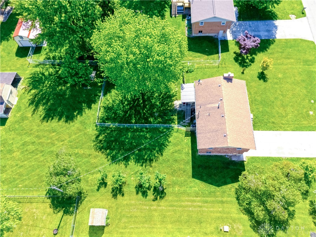 2706 Coldsprings Drive, Beavercreek, Ohio image 24