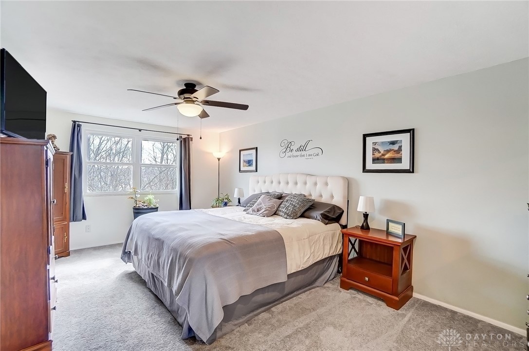 1146 Sir Lockesley Drive, Miamisburg, Ohio image 32
