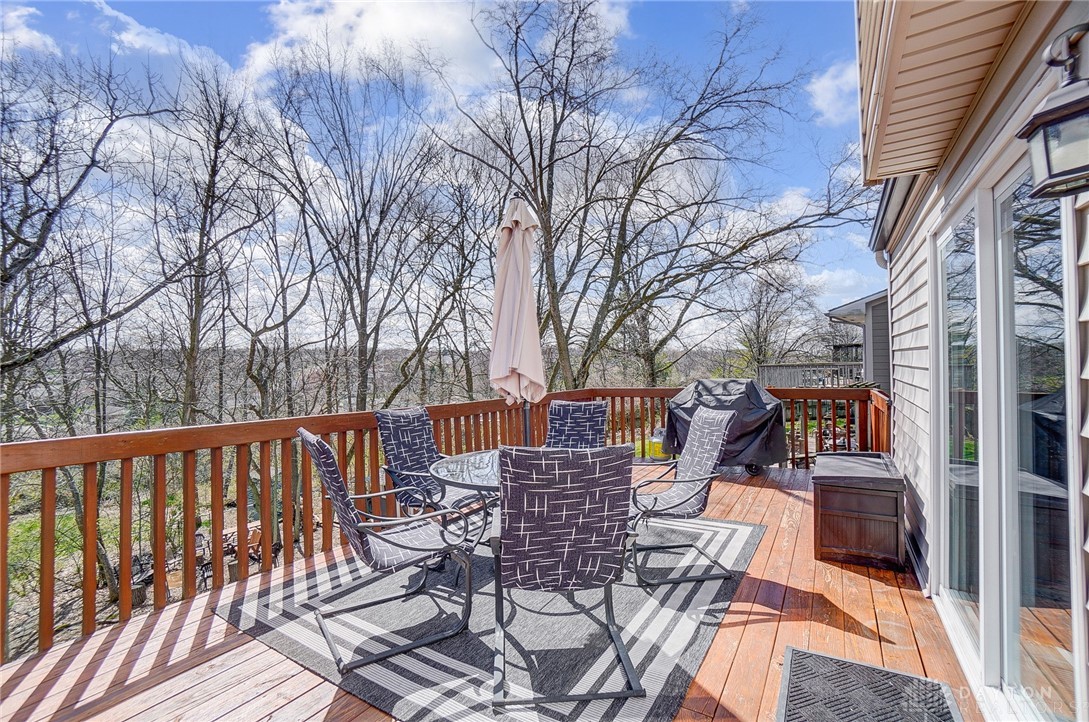1146 Sir Lockesley Drive, Miamisburg, Ohio image 49