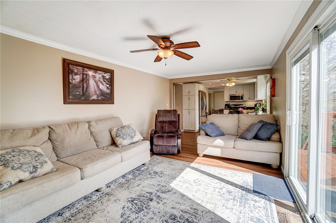 1146 Sir Lockesley Drive, Miamisburg, Ohio image 27