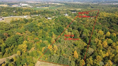 Photo of 2375 Upper Valley Pike, Springfield, OH 45502 (MLS # 944291)