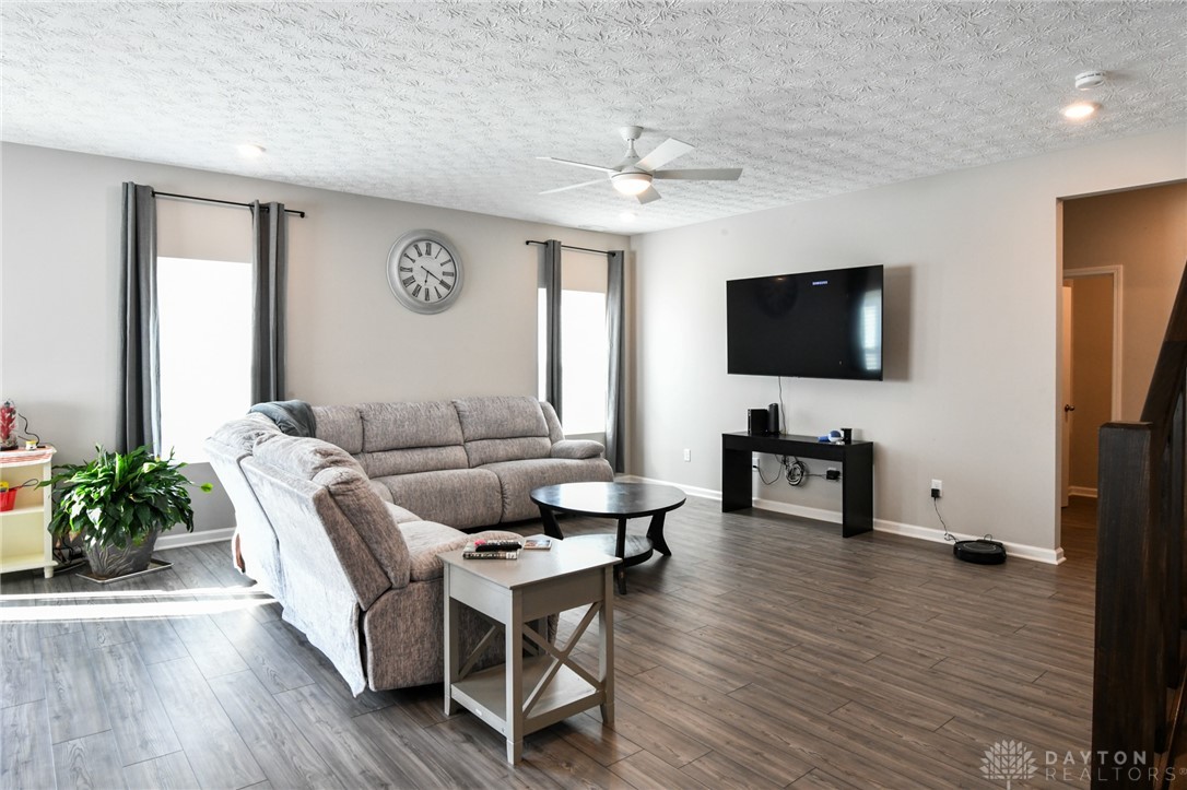 Englewood, Ohio 45322, United States, 4 Bedrooms Bedrooms, ,3 BathroomsBathrooms,Residential,Active,175204