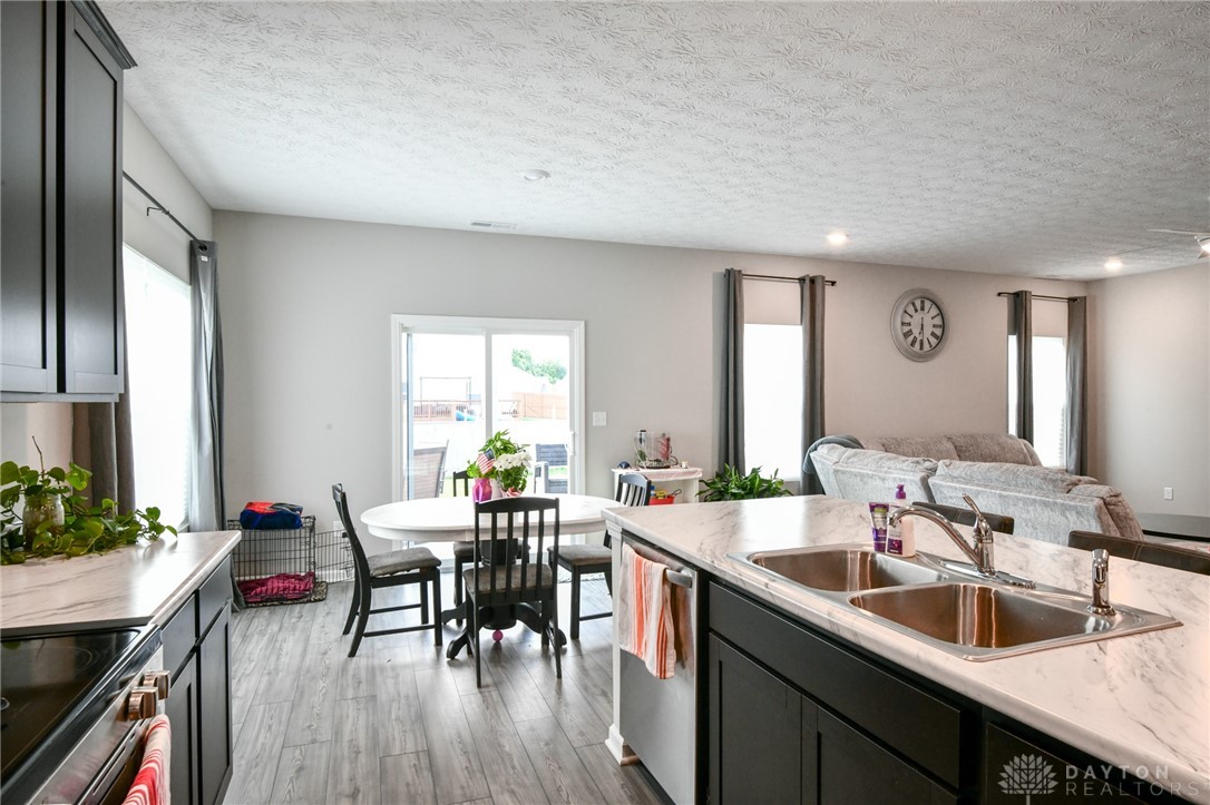 Englewood, Ohio 45322, United States, 4 Bedrooms Bedrooms, ,3 BathroomsBathrooms,Residential,Active,175204