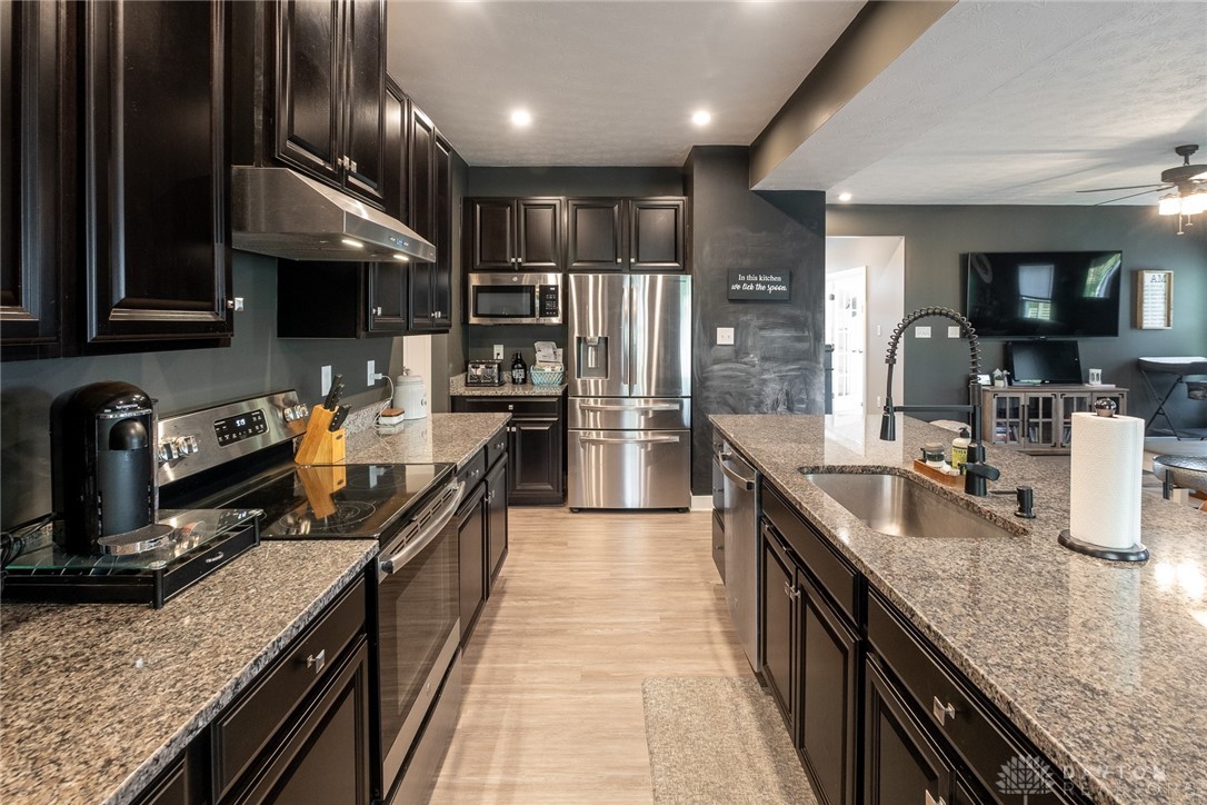 2870 Riverstone Drive, Beavercreek Township, Ohio image 9