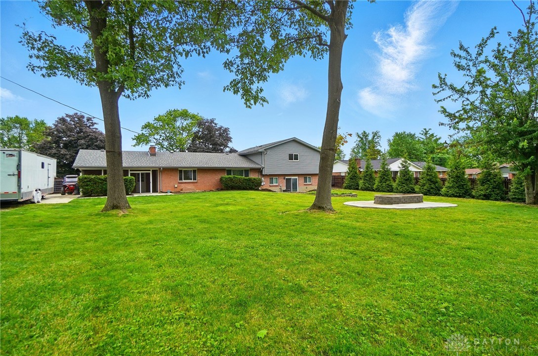 2369 Brown Bark Drive, Beavercreek, Ohio image 40