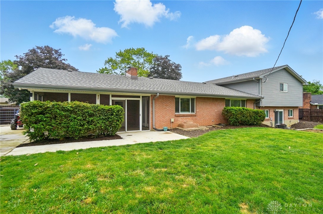 2369 Brown Bark Drive, Beavercreek, Ohio image 35