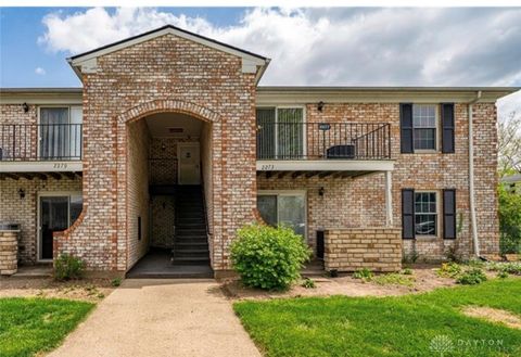 Photo of 2273 Crew Circle, West Carrollton, OH 45439 (MLS # 957207)