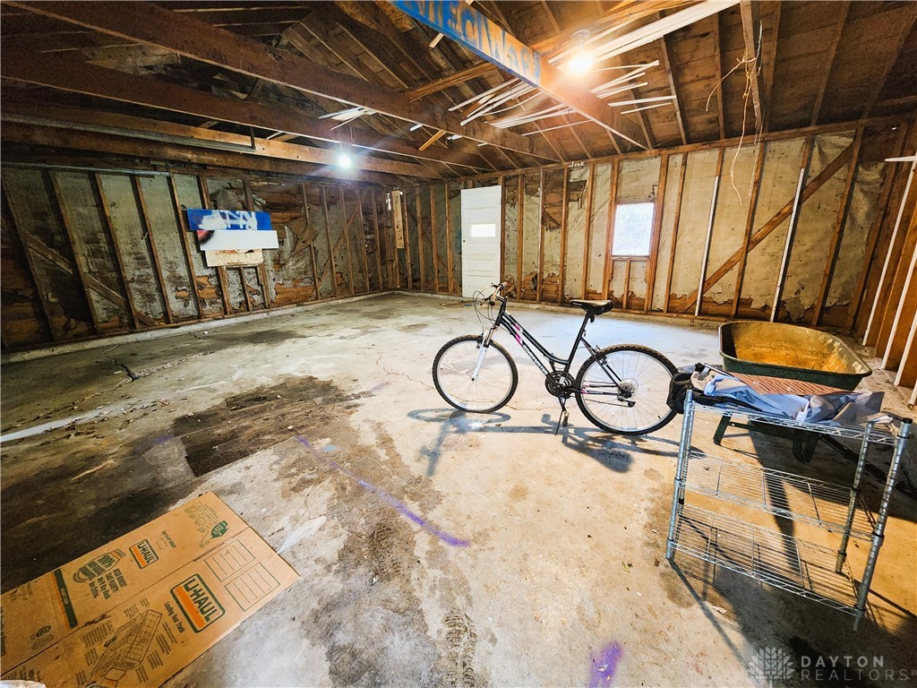 1303 Graystone Drive, Dayton, Ohio image 15