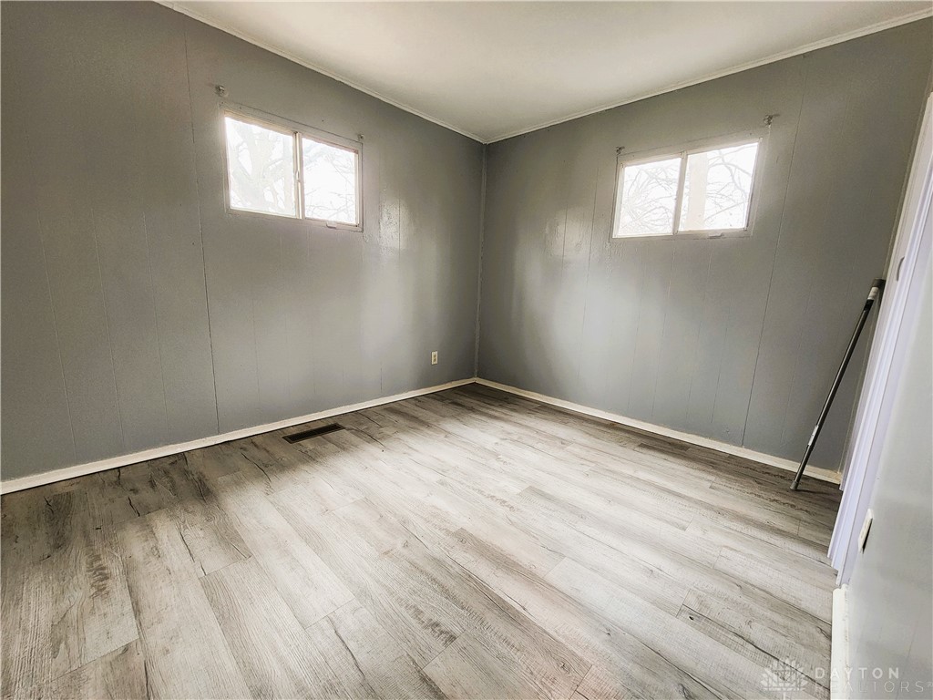 1303 Graystone Drive, Dayton, Ohio image 10