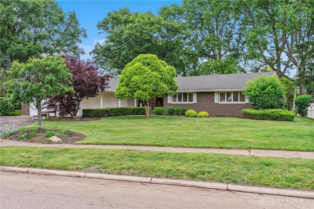 871 Meadow Lane, Xenia, Ohio image 3