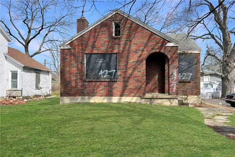 Photo of 427 W Fairview Avenue, Dayton, OH 45405 (MLS # 954268)