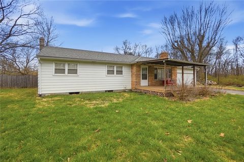 Photo of 4172 Infirmary Road, Miamisburg, OH 45342 (MLS # 954811)