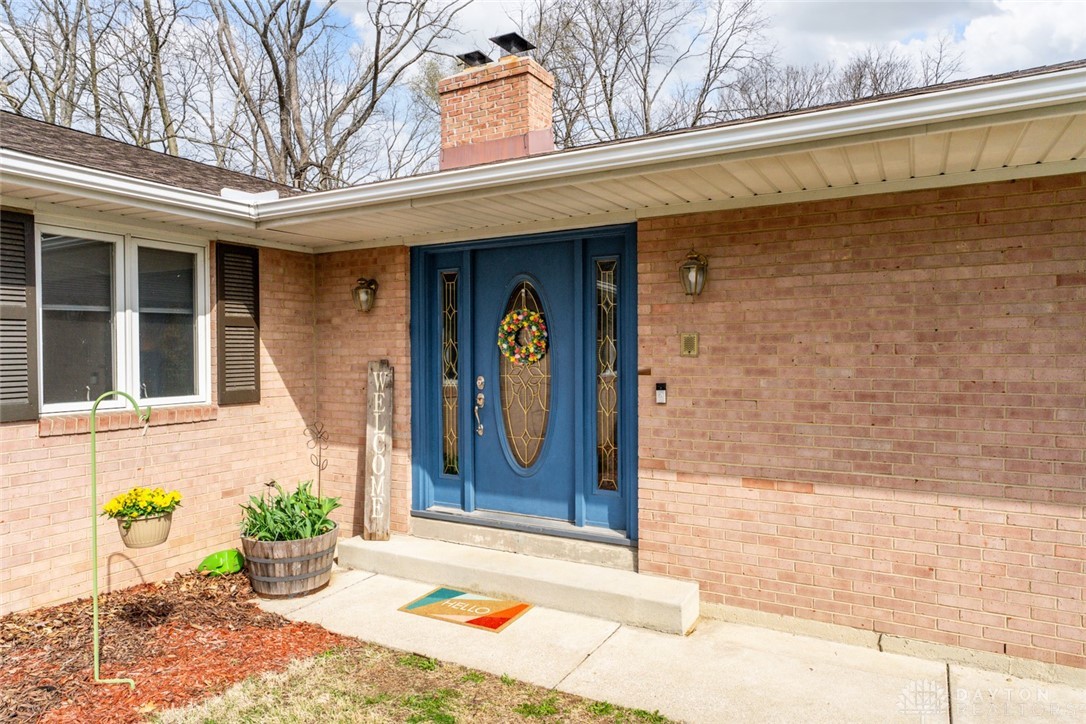 2021 Fox Run Road, Dayton, Ohio image 3