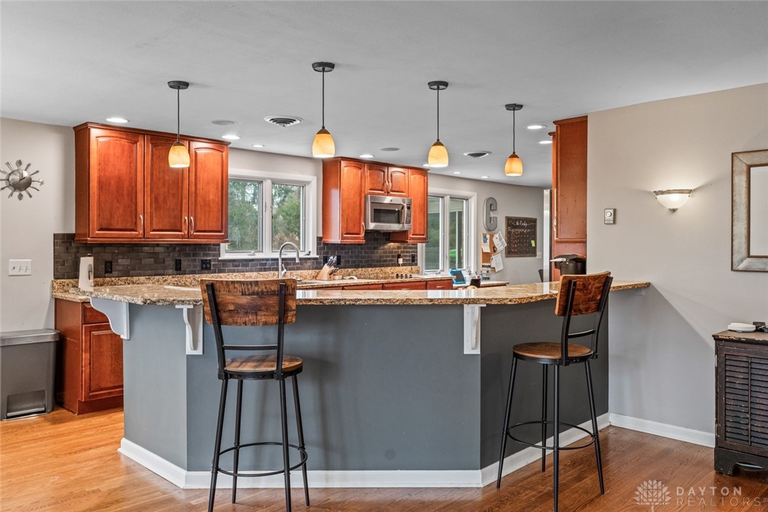 2021 Fox Run Road, Dayton, Ohio image 12