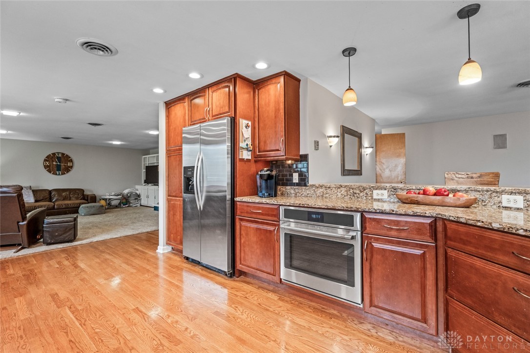 2021 Fox Run Road, Dayton, Ohio image 10