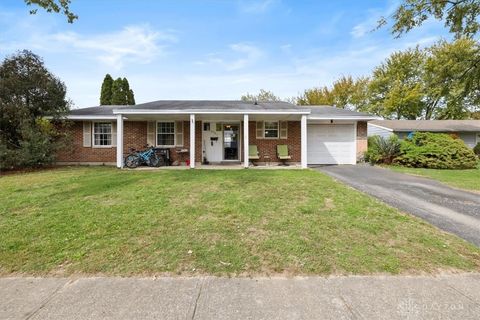 Photo of 6701 Springport Way, Dayton, OH 45424 (MLS # 946532)