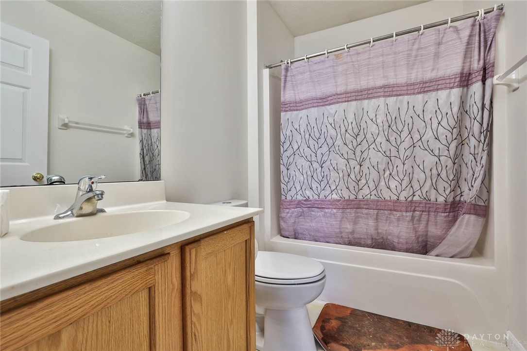510 Delaware Crossing, Trenton, Ohio image 30