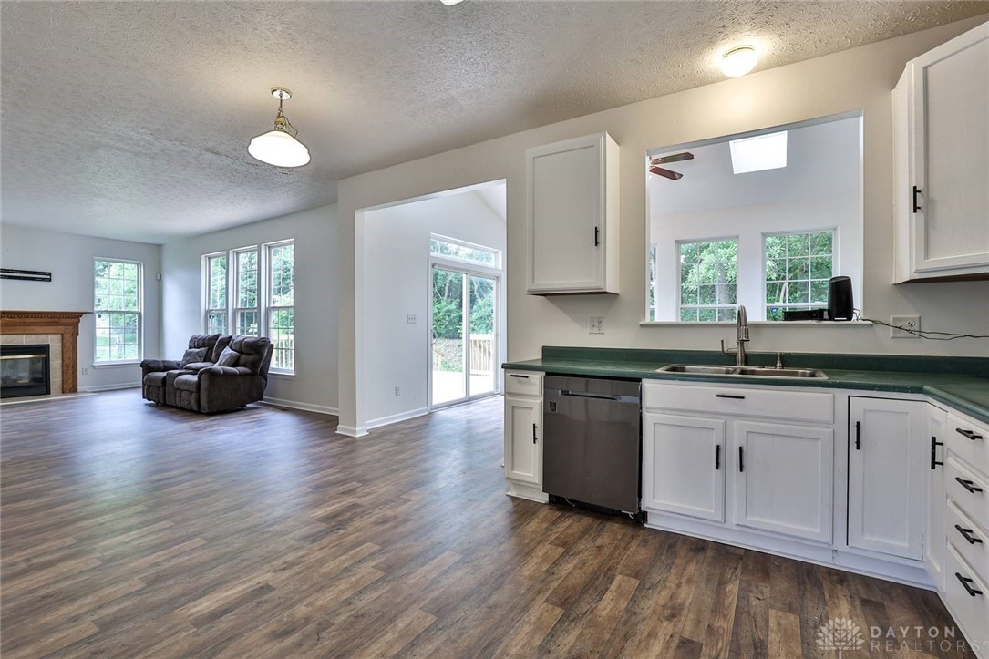 510 Delaware Crossing, Trenton, Ohio image 13