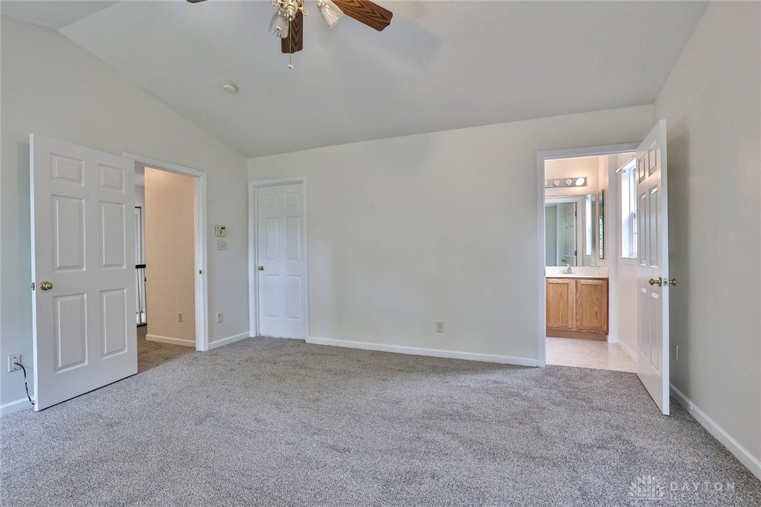 510 Delaware Crossing, Trenton, Ohio image 21
